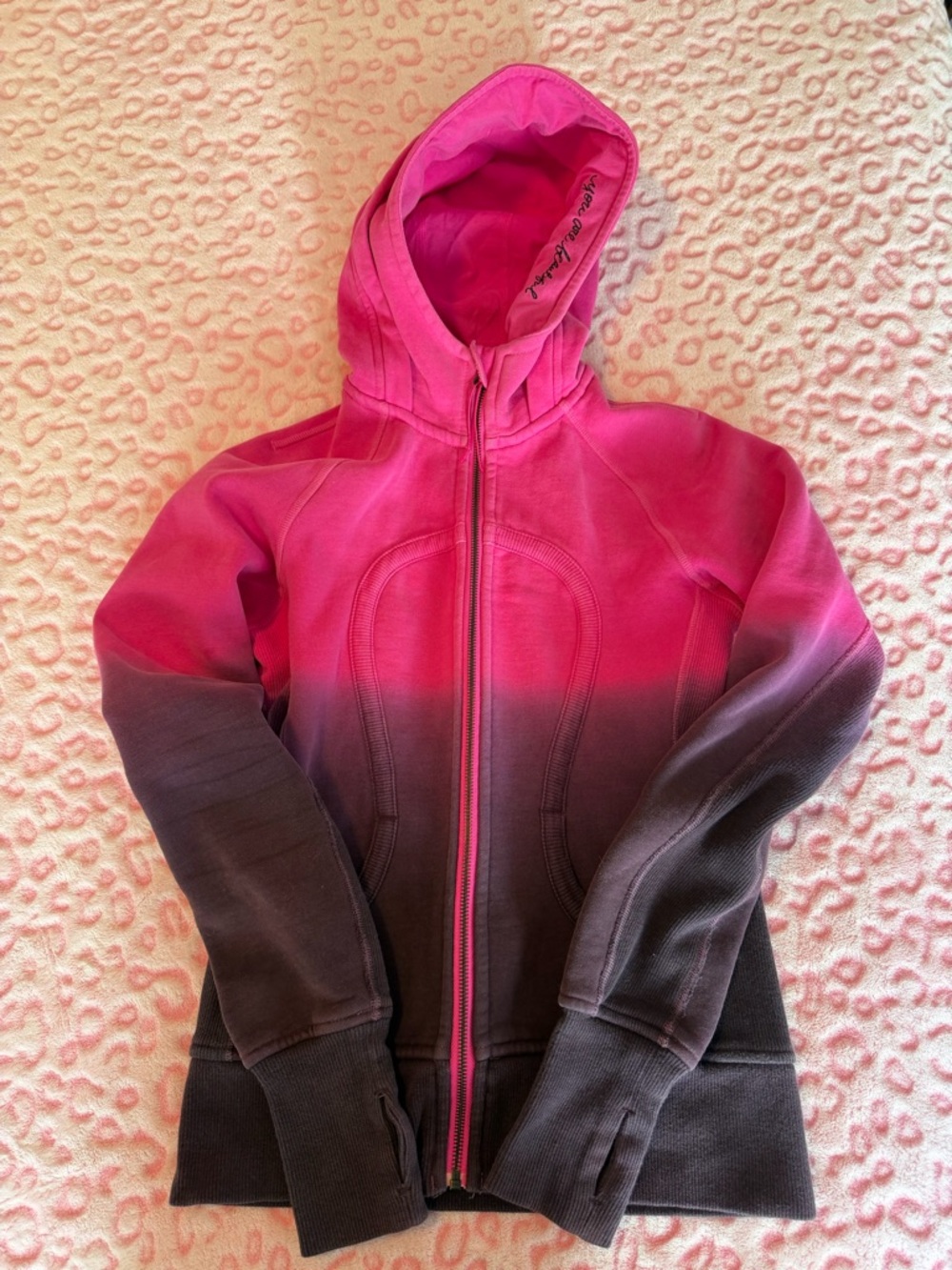 Lululemon Fantastic Condition Special Edition
Scuba Hoodie Women’s Size: 4 - Picture 5 of 8
